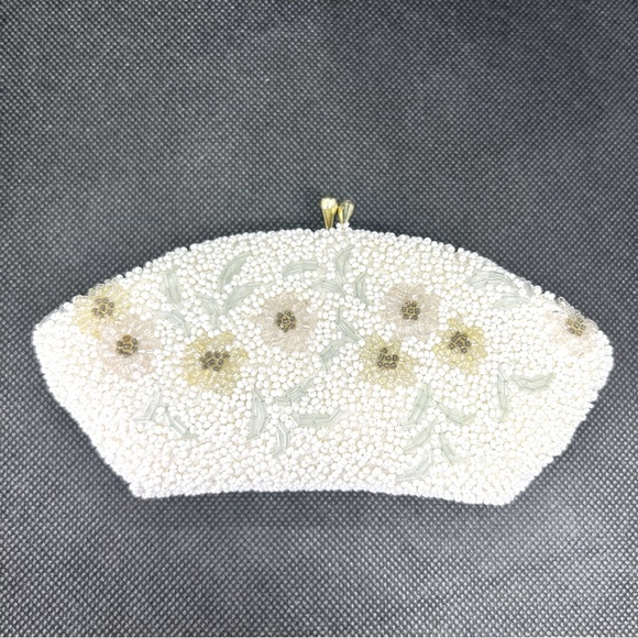 Drama Kisslock Moon Purse Sequin Black